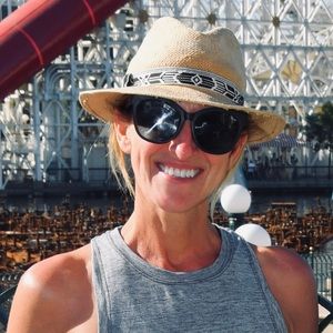 Meet your Posher, Amy